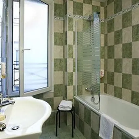 Hotel Kabanel By Happyculture 3*