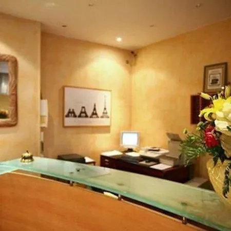 מלון Kabanel By Happyculture 3*