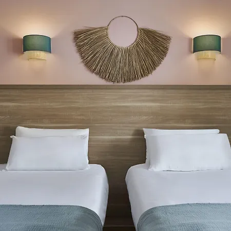 Hotel Kabanel By Happyculture 3*