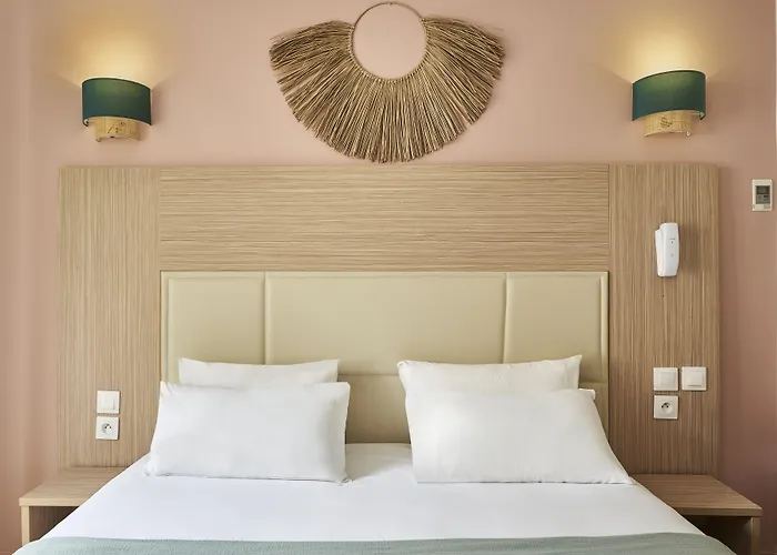 Hotel Kabanel By Happyculture